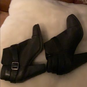 Ankle boots